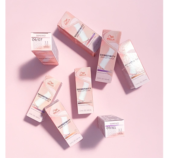 Натисніть на картинку, щоб її збільшити WELLA PROFESSIONALS SHINEFINITY НАПІВПЕРМАНЕНТНА ФАРБА ДЛЯ ВОЛОССЯ 07/13 60МЛ