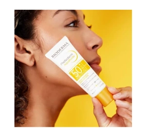 Bioderma Photoderm Aquafluide ультралегкий флюїд SPF50+ Clear 40мл