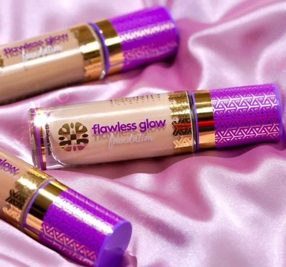 Нажмите на картинку, чтобы ее увеличить INGRID FLAWLESS GLOW ОСВЕТЛЯЮЩИЙ ТОНАЛЬНЫЙ КРЕМ ДЛЯ ЛИЦА 01 LUXURY MILK 30МЛ
