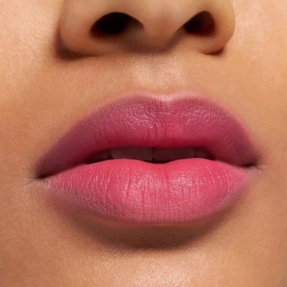 Essence Blur Soufflé матовая помада для губ 05 Crush Hour 3,6 мл