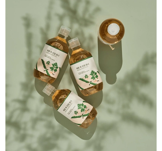 Round LAB Mugwort заспокійливий тонік для обличчя 300 мл