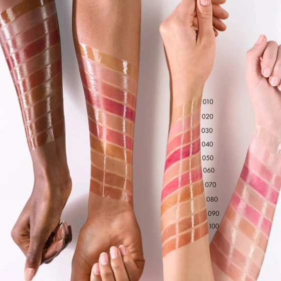 Нажмите на картинку, чтобы ее увеличить Catrice Lip Gloss Filler Supreme классический блеск для губ 050 Nude, Not Rude 3,2 мл