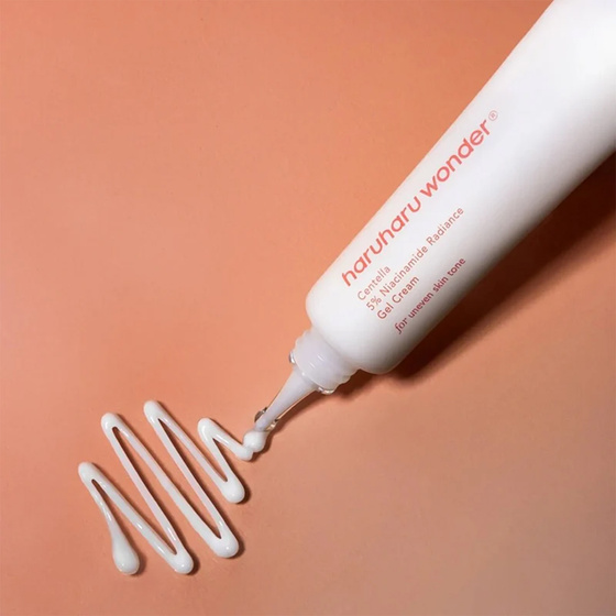 Haruharu Wonder Centella 5% Niacinamide Radiance Gel Cream осветляющий гель-крем для лица 40 г