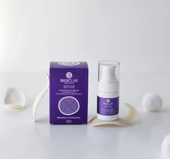 Натисніть на картинку, щоб її збільшити BasicLab Esteticus коригувальна сироватка для обличчя 0,05% чистого ретиналю 15 мл