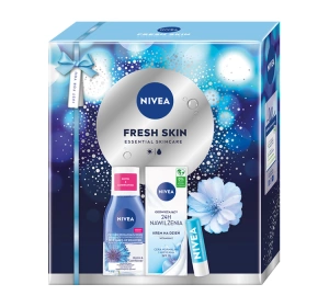 NIVEA Fresh Skin набор косметики по уходу за лицом: средство для снятия макияжа + дневной крем с SPF15 + защитная помада с SPF15