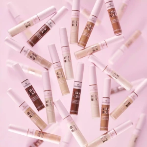 Essence Silky Blur зволожуючий рідкий коректор 130 10 мл