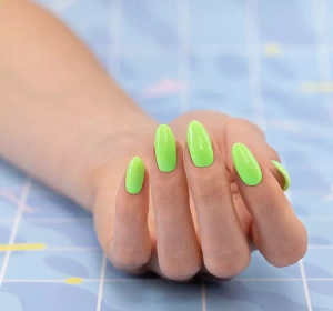 ELISIUM ГЕЛЬ-ЛАК 226 NEON GREEN 9Г