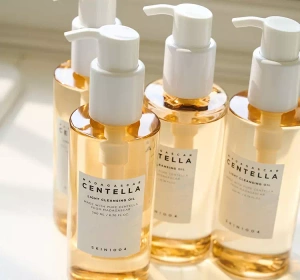 SKIN1004 Centella Light Cleansing легка олійка для вмивання обличчя  30мл