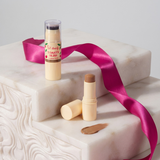 Lovely Toasty Bliss кремовый бронзер 02 Hazelnut Cream 6 г