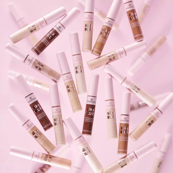Натисніть на картинку, щоб її збільшити Essence Silky Blur зволожуючий рідкий коректор 20 10 мл