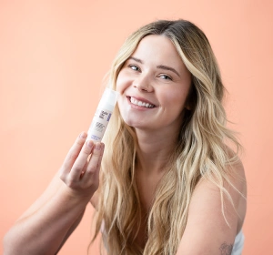 MAKE ME BIO BLOOMI FOREVER YOUNG КРЕМ ДЛЯ ЛИЦА ДЛЯ ВОССТАНОВЛЕНИЯ ЖИЗНЕННОЙ СИЛЫ КЛЕТОК КОЖИ 30 МЛ
