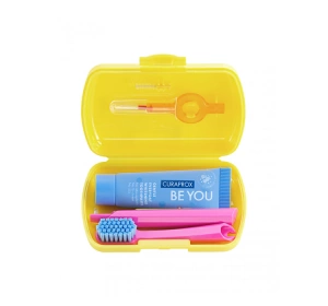 CURAPROX YELLOW TRAVEL SET ЗУБНА ЩІТКА + ЗУБНА ПАСТА 10МЛ + 2 МІЖЗУБНІ ЩІТКИ