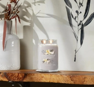 Yankee Candle Signature ароматическая свеча Smoked Vanilla & Cashmere 567 г