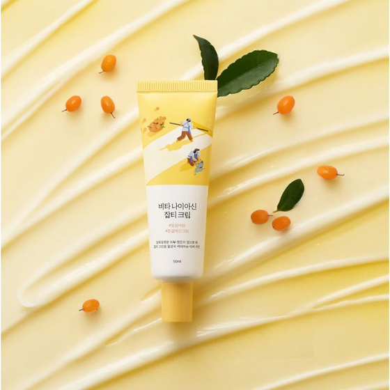 Нажмите на картинку, чтобы ее увеличить Round Lab Vita Niacinamide Dark Spot Cream осветляющий крем для лица от пигментных пятен с ниацинамидом 50 мл