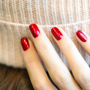 Manucurist Green — классический лак для ногтей Red Hibiscus, 15 мл