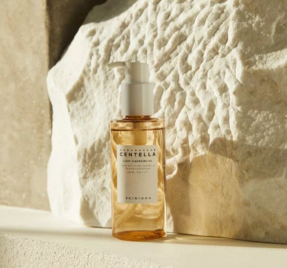 SKIN1004 Centella Light Cleansing легка олійка для вмивання обличчя  30мл
