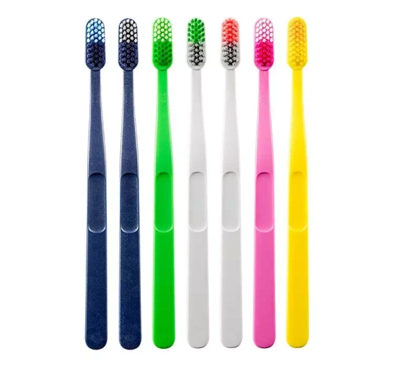 JORDAN CLEAN SMILE ЩІТКА ДЛЯ ЗУБІВ MEDIUM