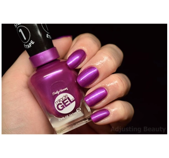 SALLY HANSEN MIRACLE GEL ЛАК ДЛЯ НОГТЕЙ 529 HUNGER FLAMES 14,7МЛ