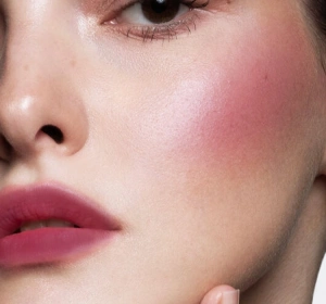 Pastel Full Bloom Lip & Blush помада и жидкие румяна 82 Fatal 4,8 мл