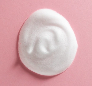 NIVEA CARING ОЧИЩАЮЩАЯ ПЕНКА ДЛЯ ЛИЦА 150МЛ