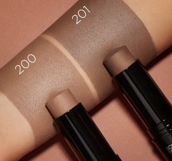 KIKO Milano Sculpting Touch кремовий стік для контурування обличчя 200 Hazelnut 10г