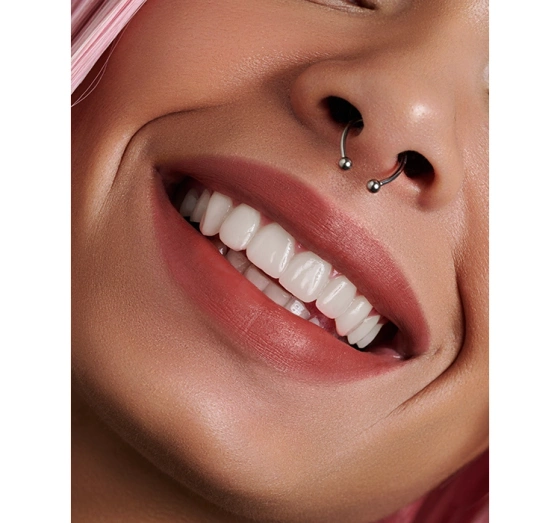 LAMEL SILK COVER АТЛАСНА ПОМАДА ДЛЯ ГУБ 402 PINK NUDE 3,8Г