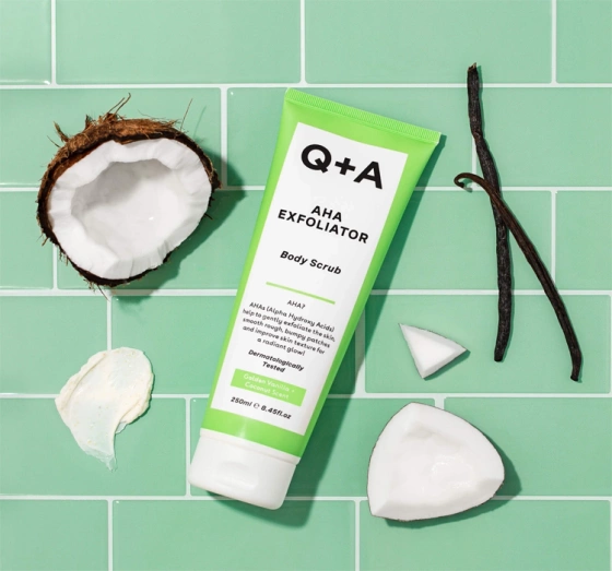 Q+A AHA Exfoliator разглаживающий скраб для тела с кислотами 250 мл