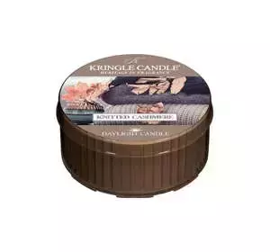KRINGLE CANDLE DAYLIGHT АРОМАТИЧЕСКАЯ СВЕЧА KNITTED CASHMERE 42Г
