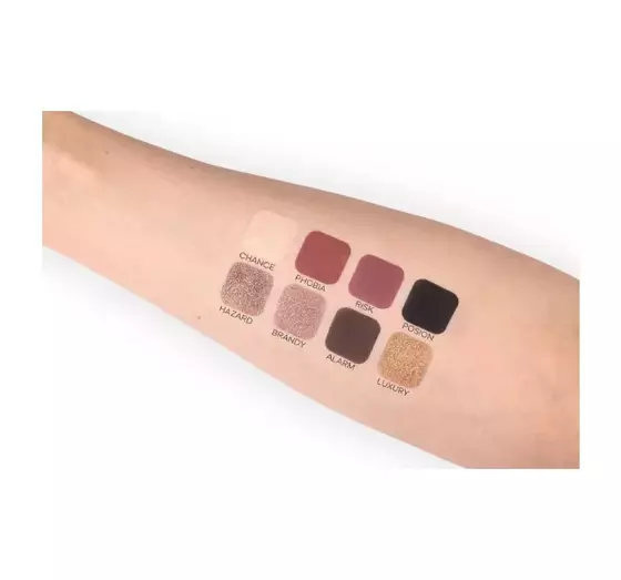 PIERRE RENE SHADOW PALETTE ПАЛЕТКА ТЕНЕЙ DANGEROUS 8 x 1,3Г