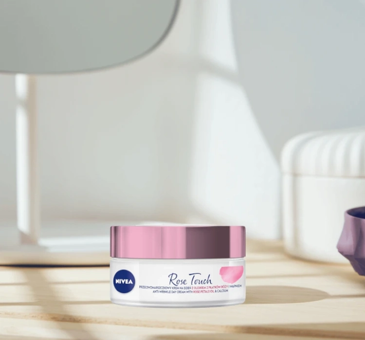 NIVEA ROSE TOUCH ДНЕВНОЙ КРЕМ ПРОТИВ МОРЩИН 50 МЛ