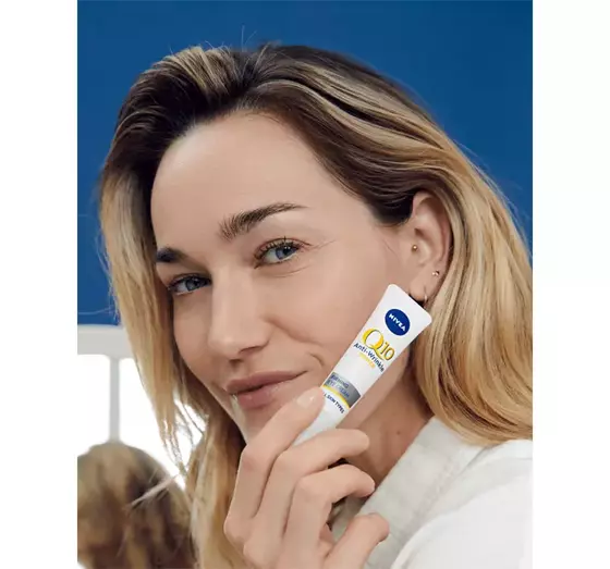 NIVEA Q10 PLUS КРЕМ ПРОТИ ЗМОРЩОК ПІД ОЧИМА  15МЛ