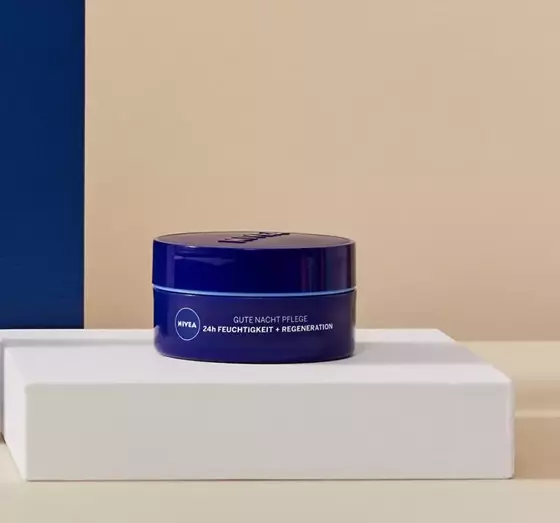 NIVEA ЗВОЛОЖУВАЛЬНИЙ КРЕМ ДЛЯ ОБЛИЧЧЯ НА НІЧ 24H ЗВОЛОЖЕННЯ + ВІДНОВЛЕННЯ 50МЛ